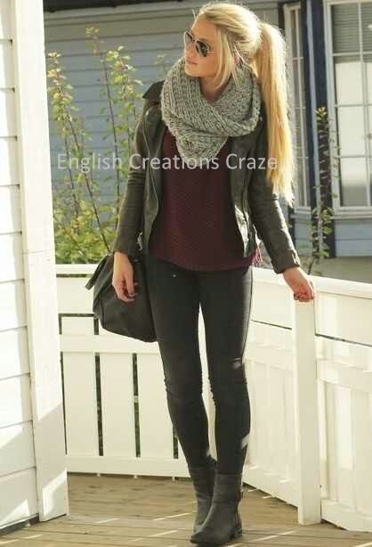 Womens Knitted scarves
